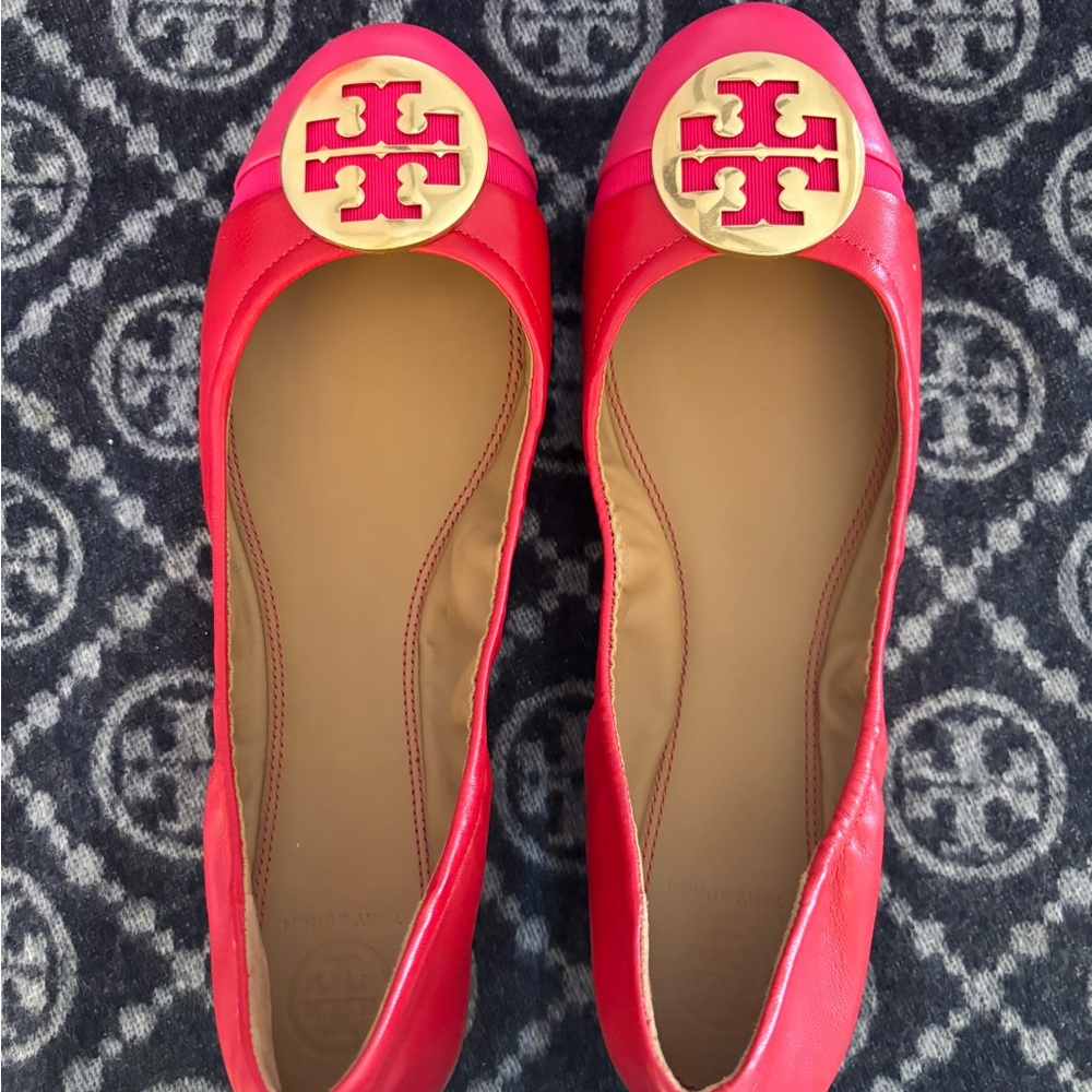Tory Burch Vibrant Red with Pink Tip Loafers with Gold Accent